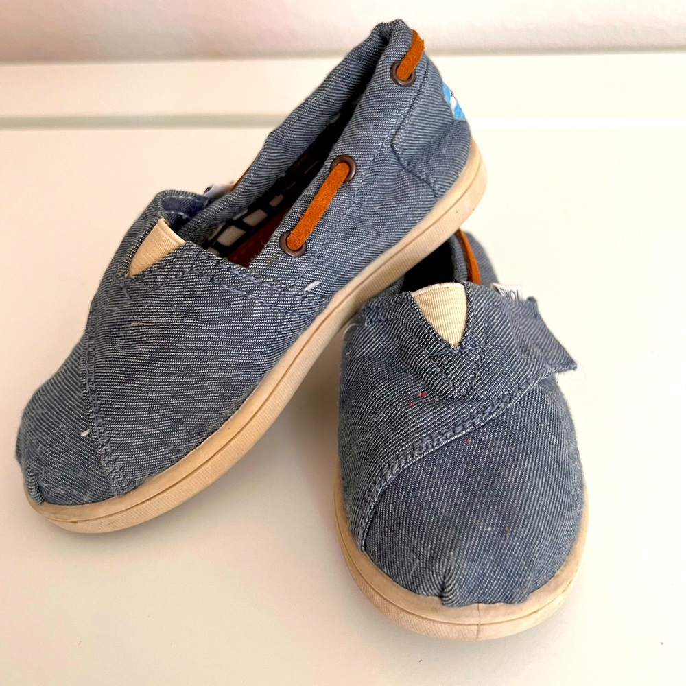 Tom’s Chambray